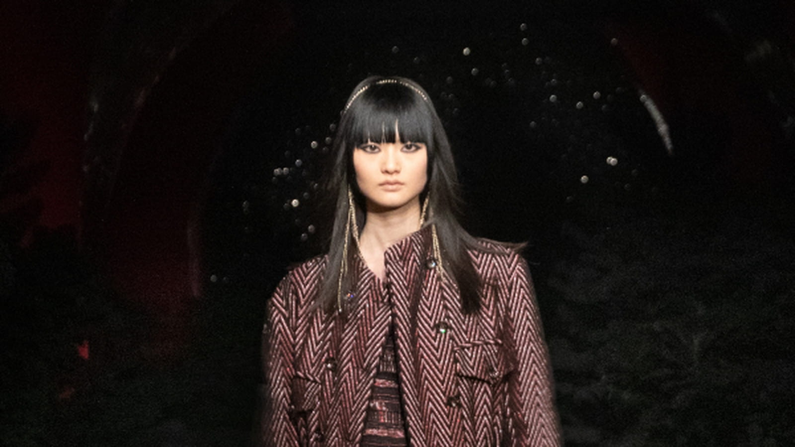 Look 27