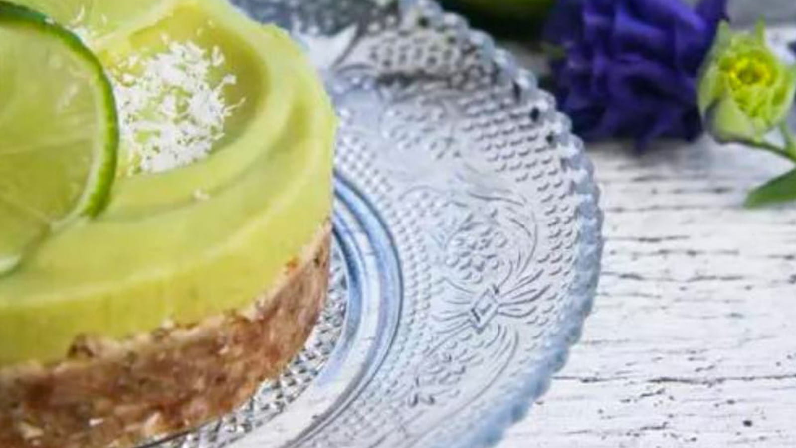 Tartelette crue à l'avocat et au citron vert