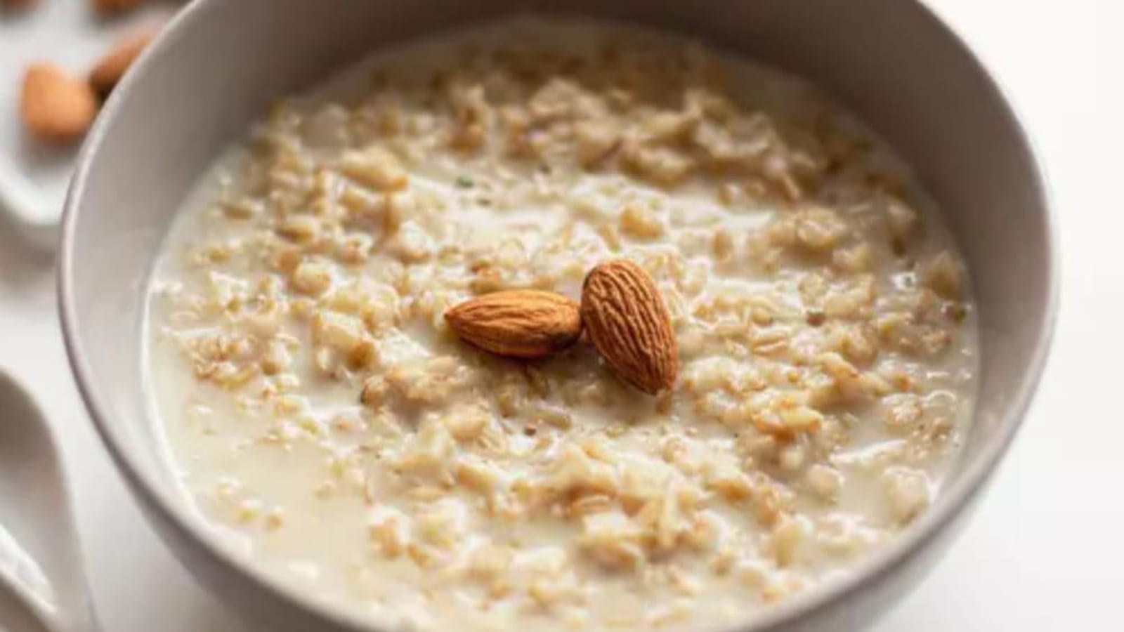 Porridge healthy aux flocons d'avoine au micro-ondes