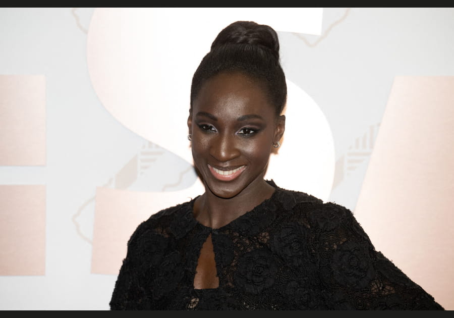 Le chignon tress&eacute; d'Eye Ha&iuml;dara