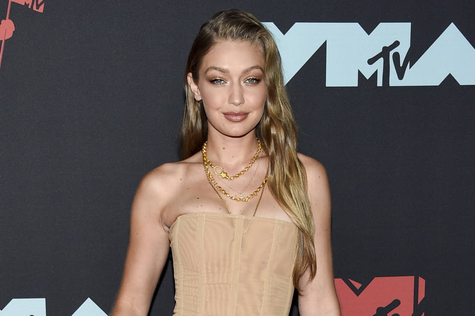 Le Mermaid hair subtil de Gigi Hadid