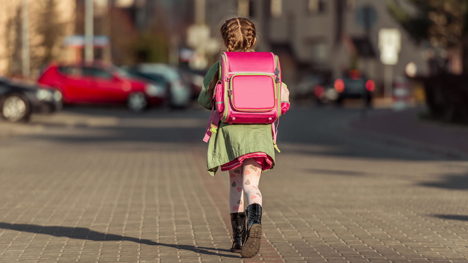Aller seul à l'école