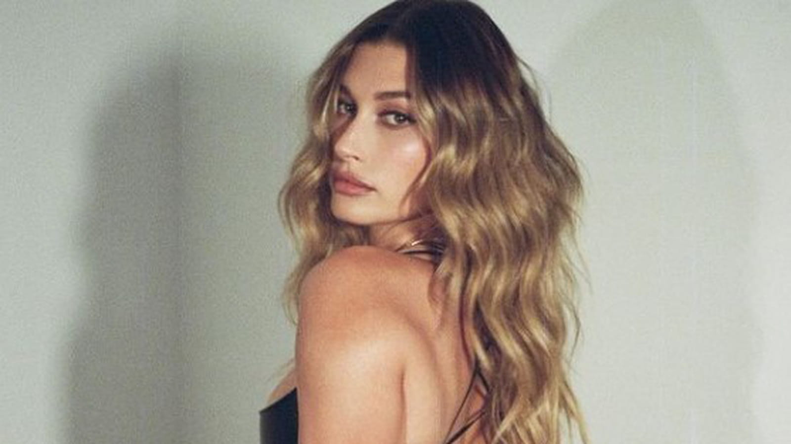 Hailey Bieber
