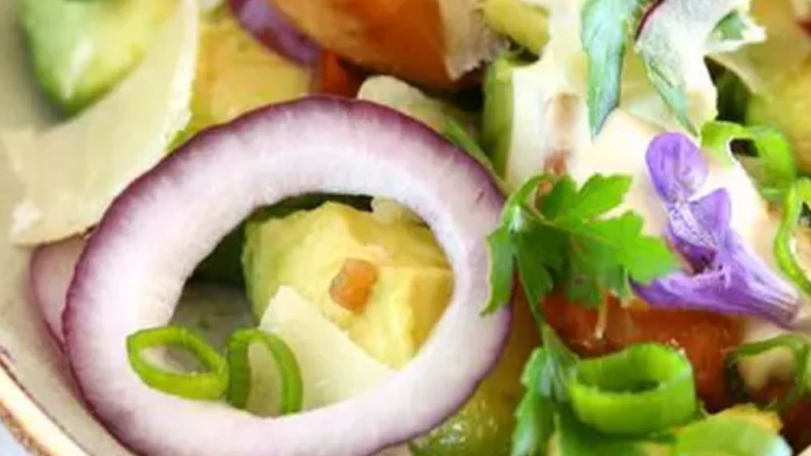 Salade Caesar à l'avocat