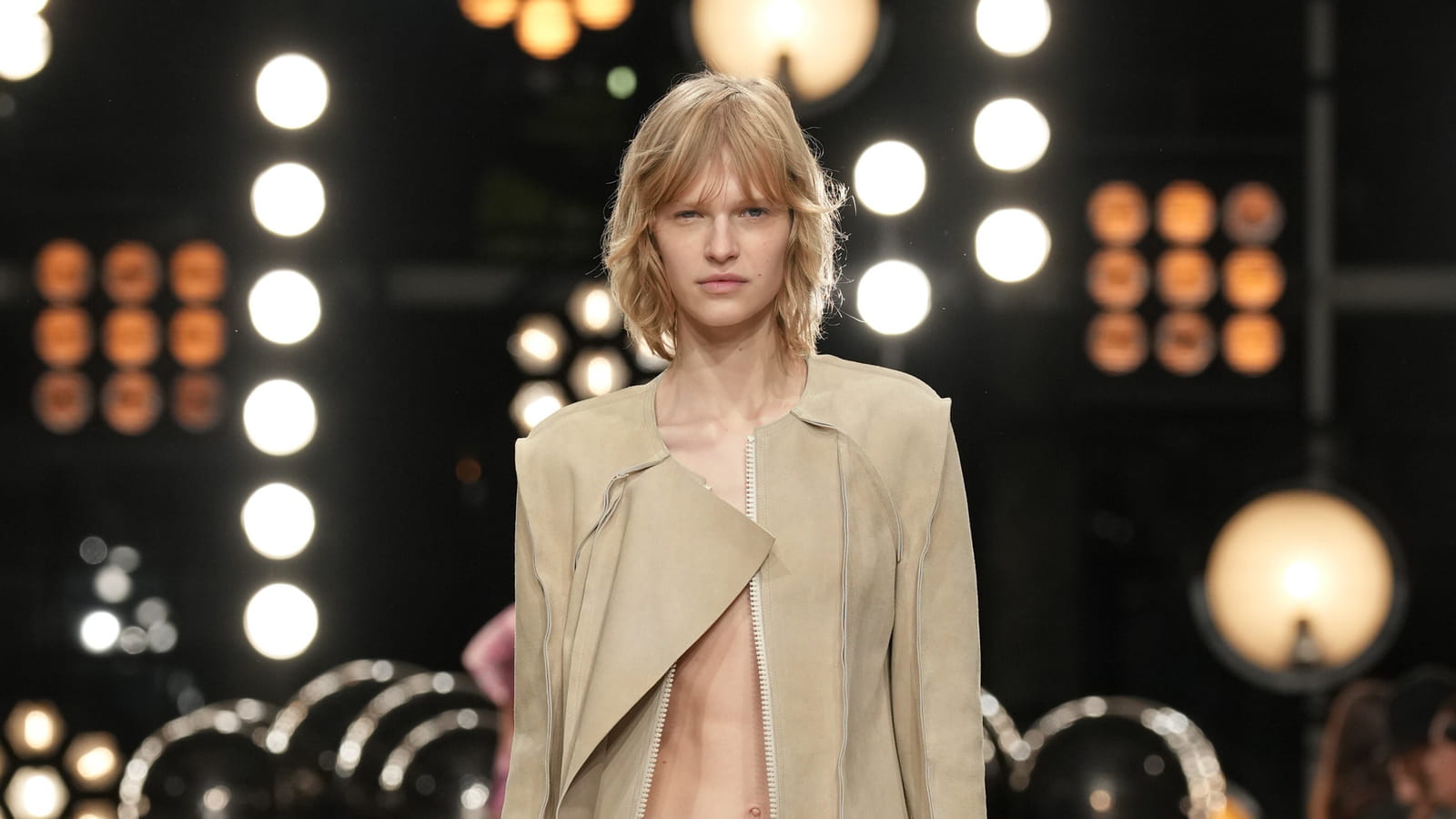 Look 5