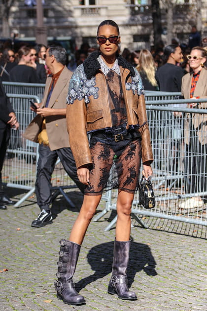 Cindy Bruna au défilé Miu Miu