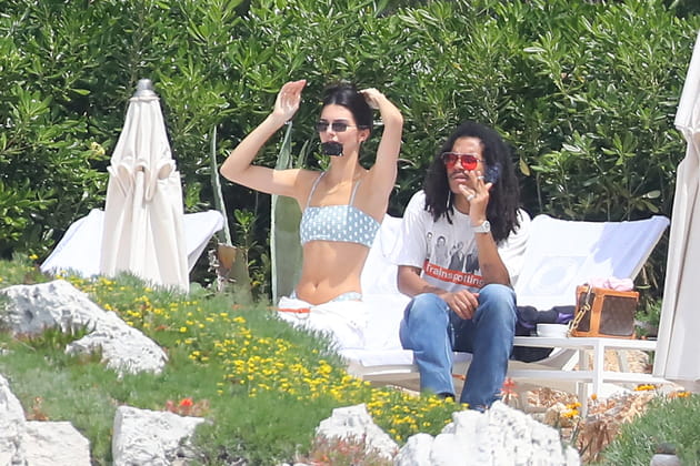 Kendall Jenner se recoiffe