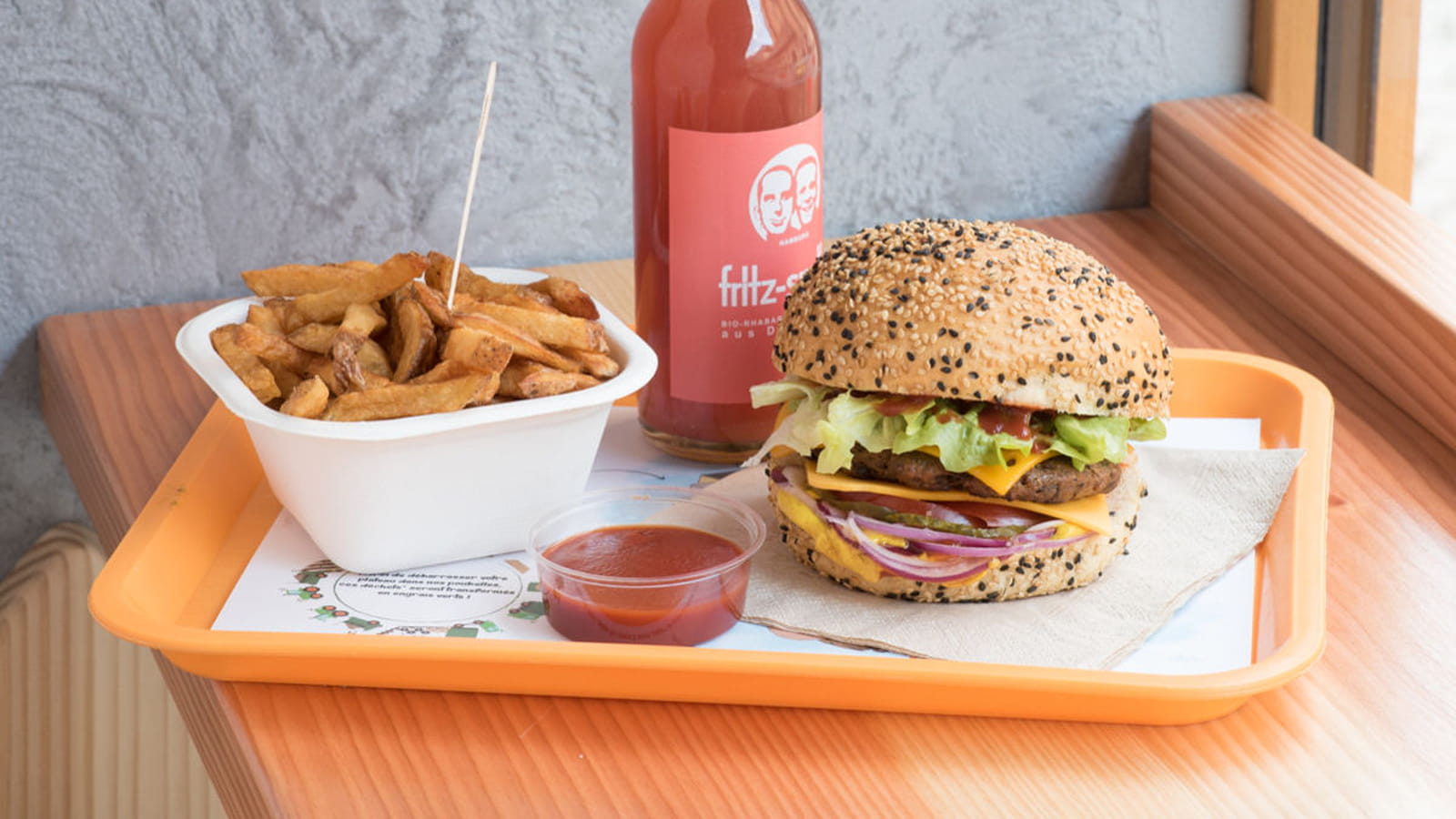 Strasbourg : Le Burger Queen Cheese de Velicious Burger, n°3 sur Deliveroo