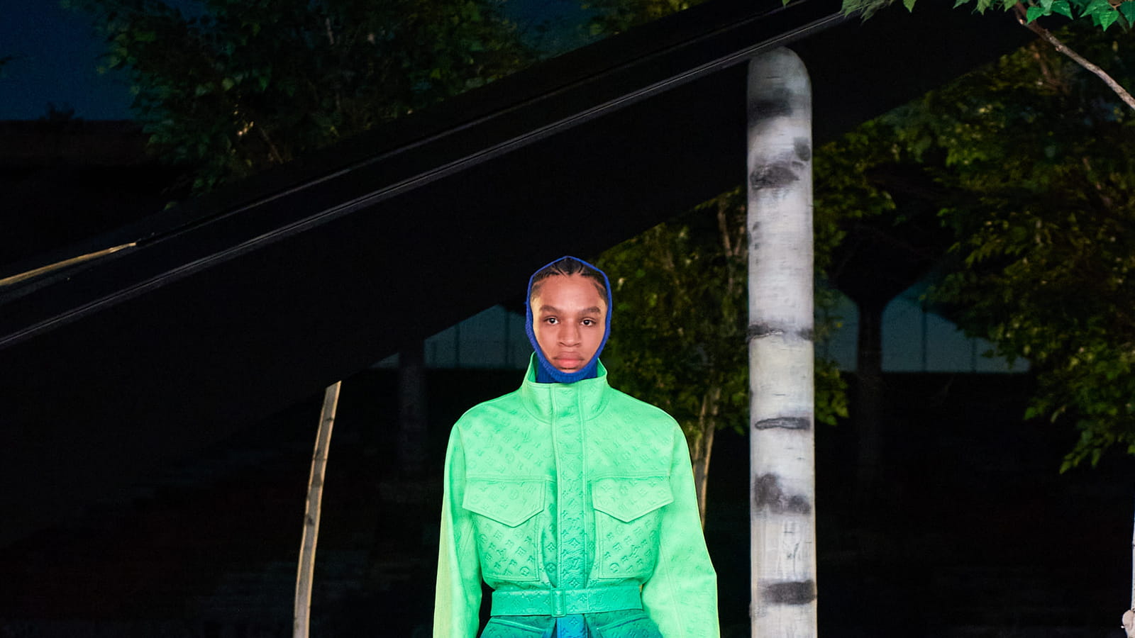 Look 28