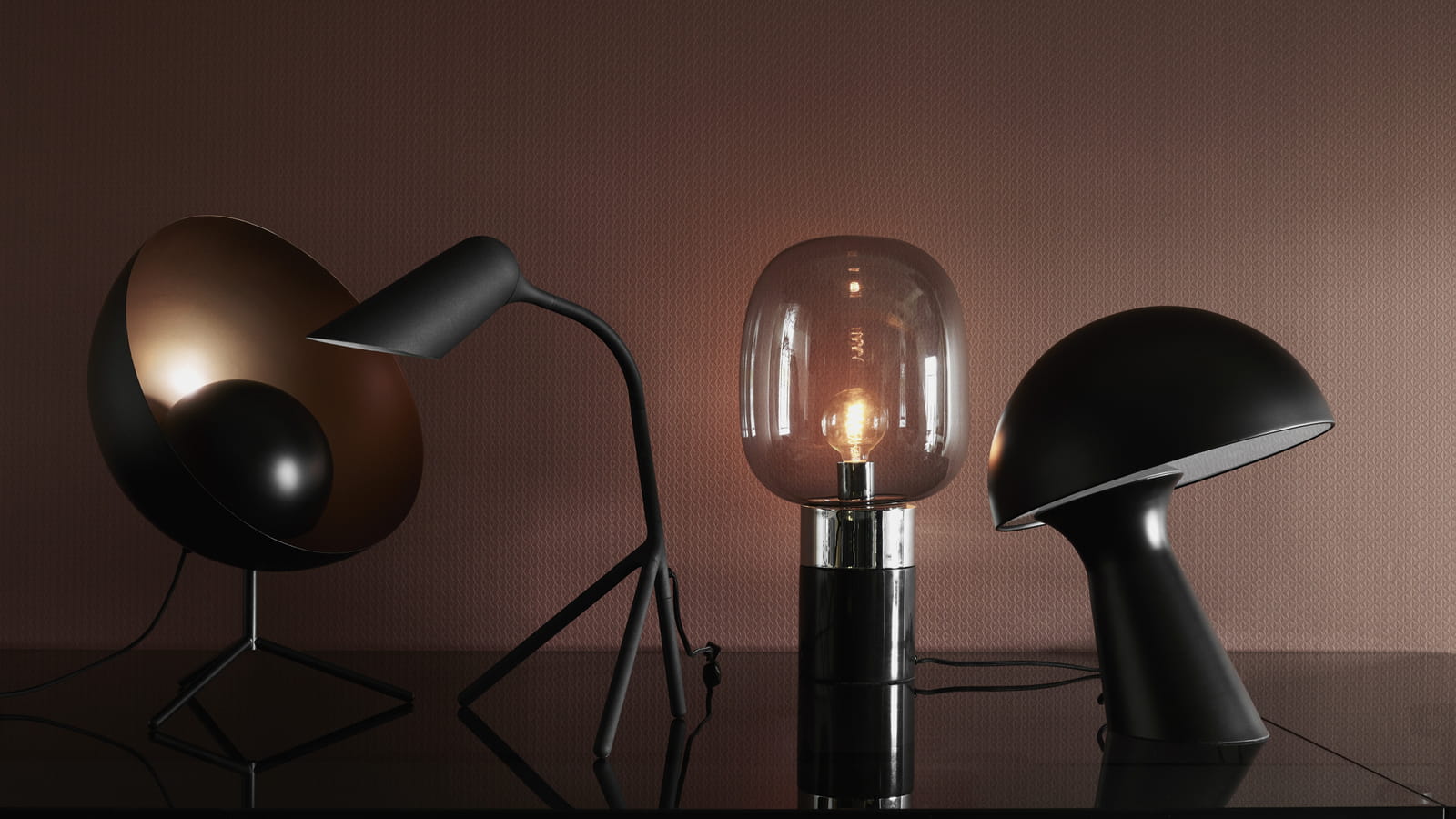 Lampes noires