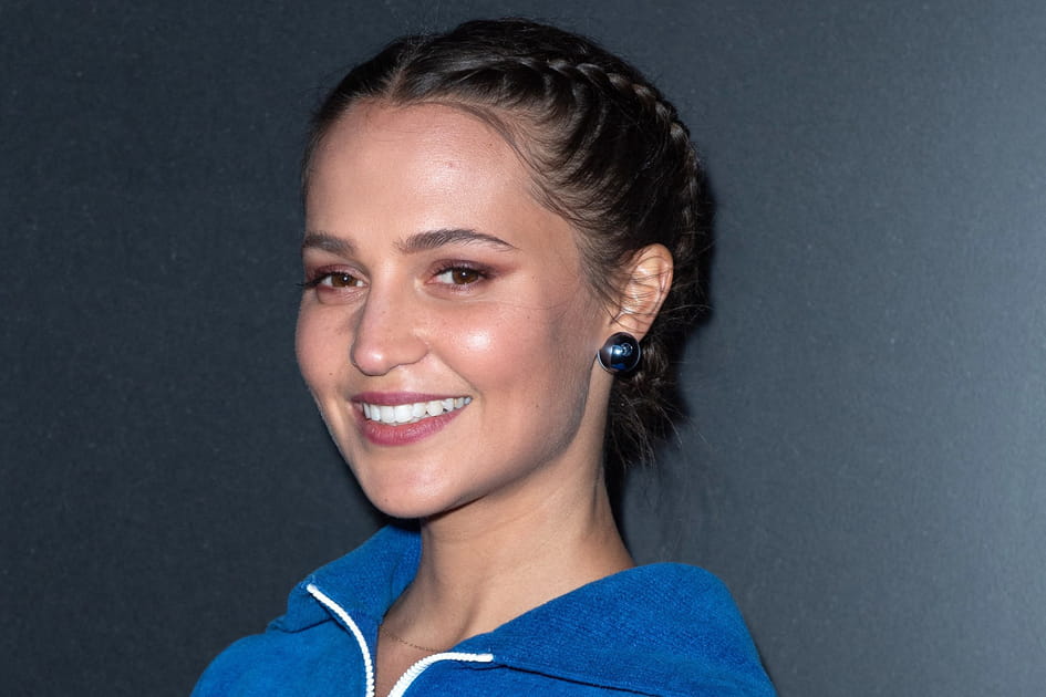 Alicia Vikander et son smoky eyes brun discret
