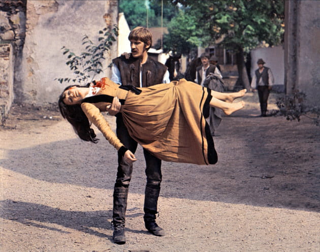 David Warner et Anna Karina dans "Michael Kohlhaas", en 1969