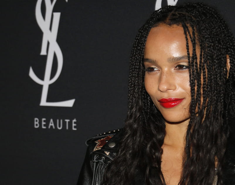 Les l&egrave;vres rouge intense de Zo&euml; Kravitz