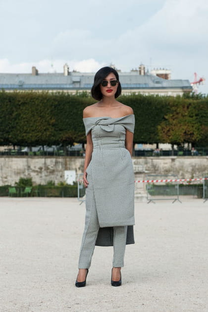 Street looks fashion week Paris&nbsp;: noeud graphique