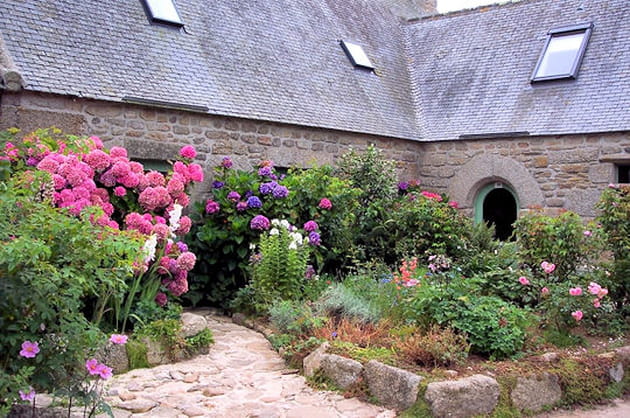 Le jardin qui cache la maison