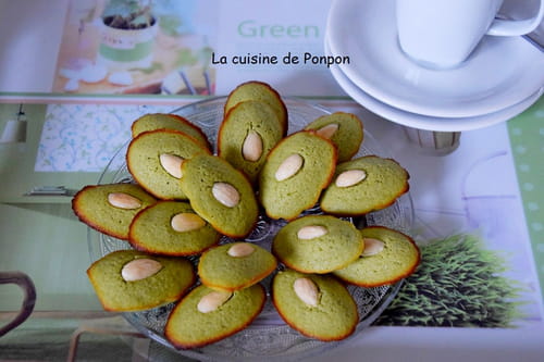 visitandines ou financiers parfumés au thé matcha et yuzu