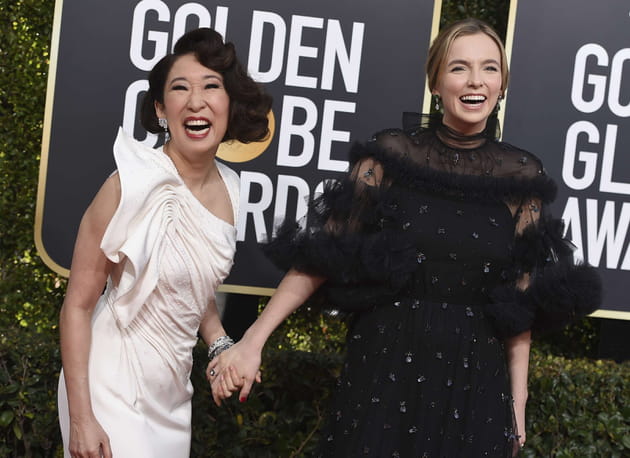 Sandra Oh et Jodie Comer, hilares
