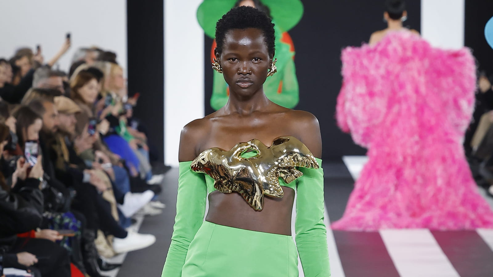 Look 12