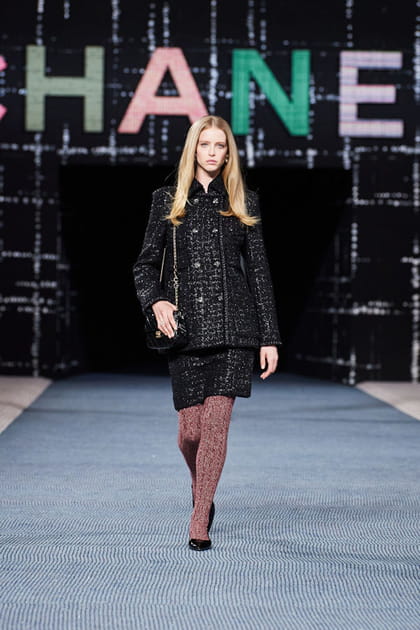 Look 49&nbsp;du d&eacute;fil&eacute; Chanel