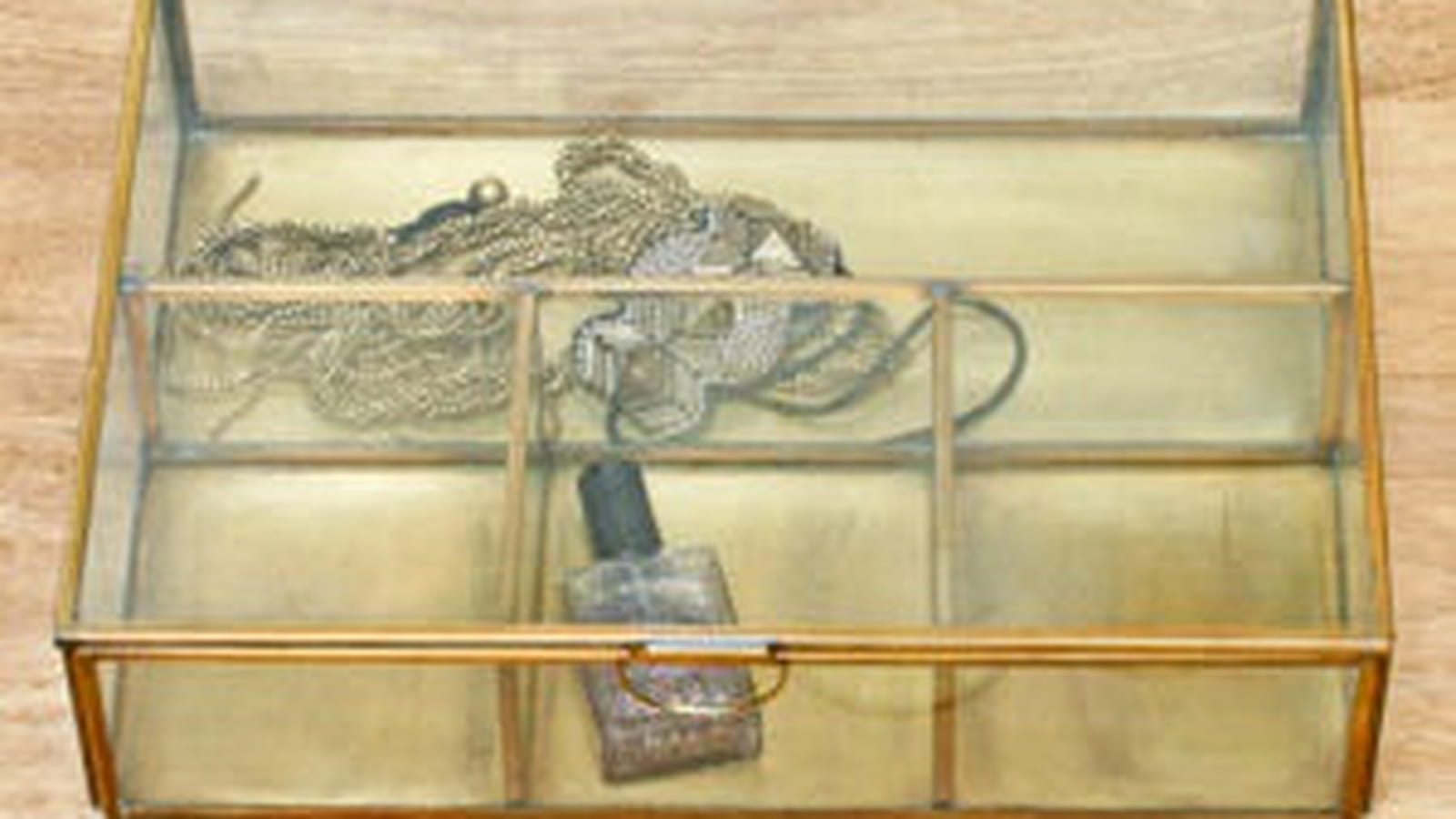 Vitrine à bijoux de Serendipity