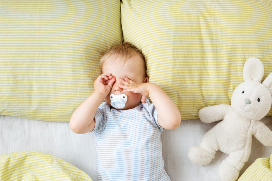 Tétine : utilité, avantages et inconvénients de la sucette de bébé