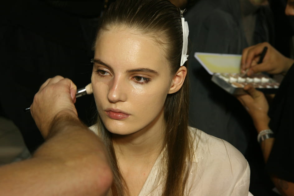 Backstage maquillage d&eacute;fil&eacute; Giambattista Valli&nbsp;: tendance nude