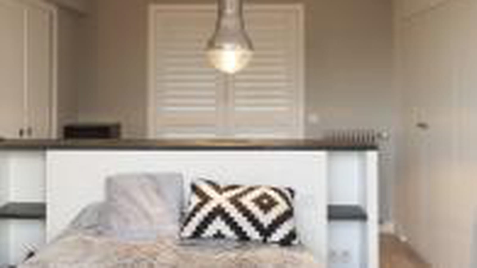 Chambre après