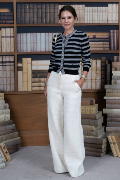 Virginie Ledoyen au d&eacute;fil&eacute; Chanel