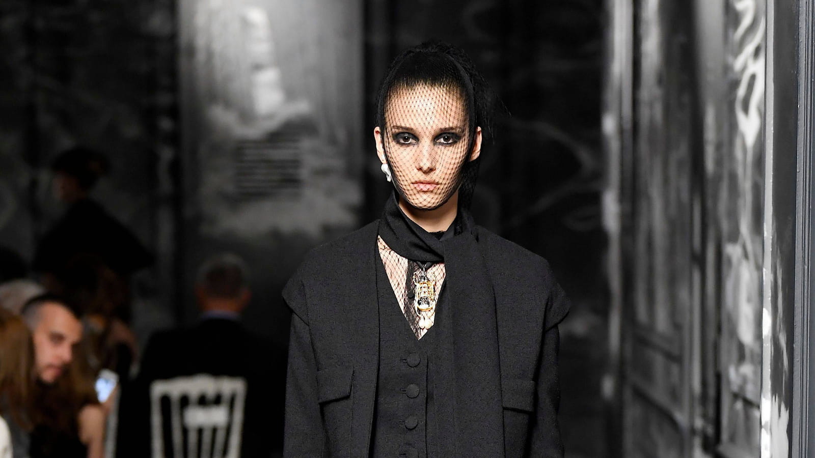 Look 14