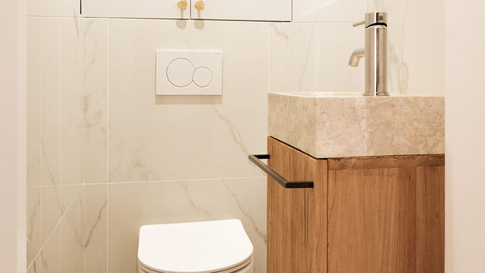 Cabinet de toilettes après