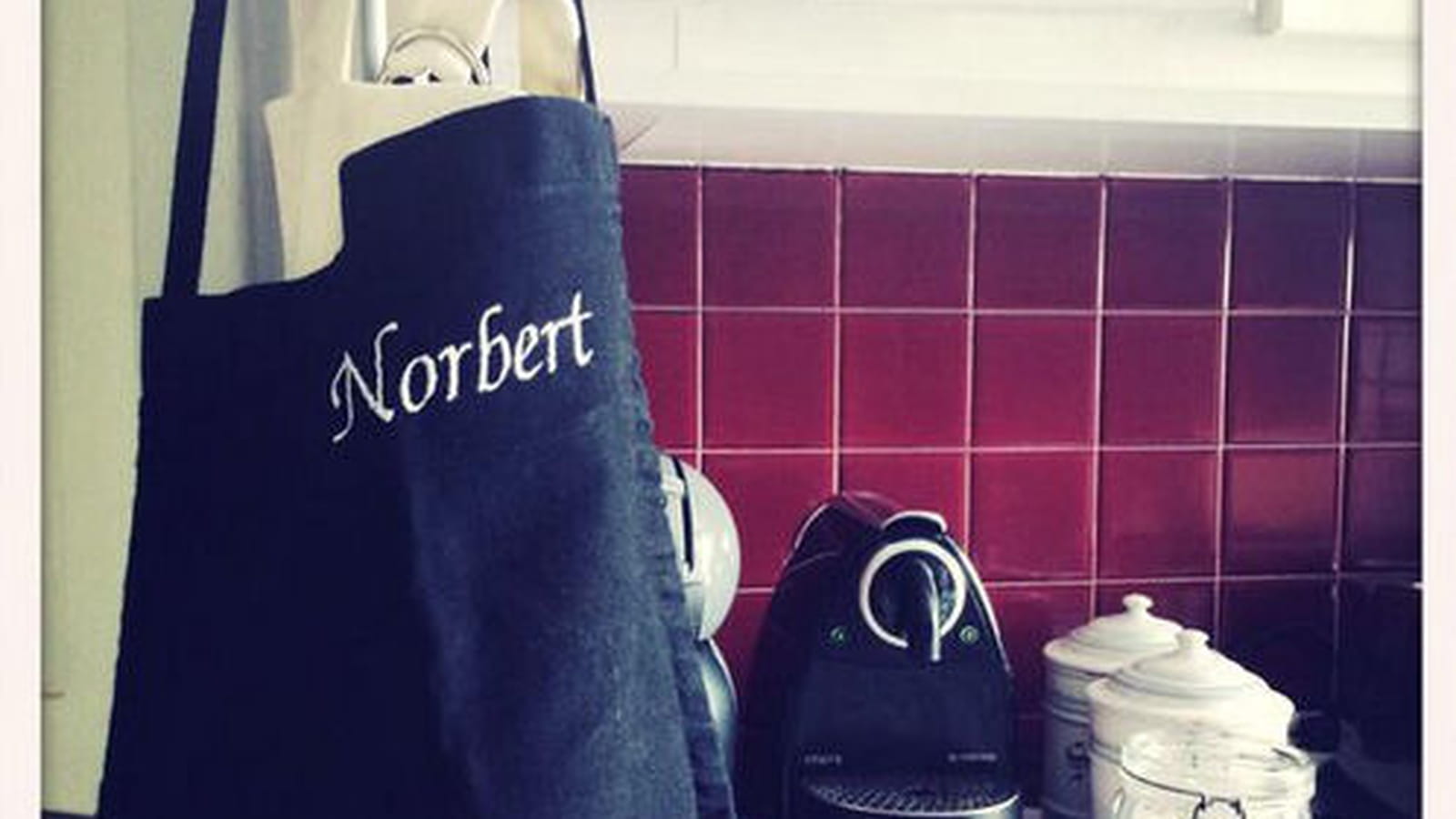 Norbert Tarayre rend son tablier