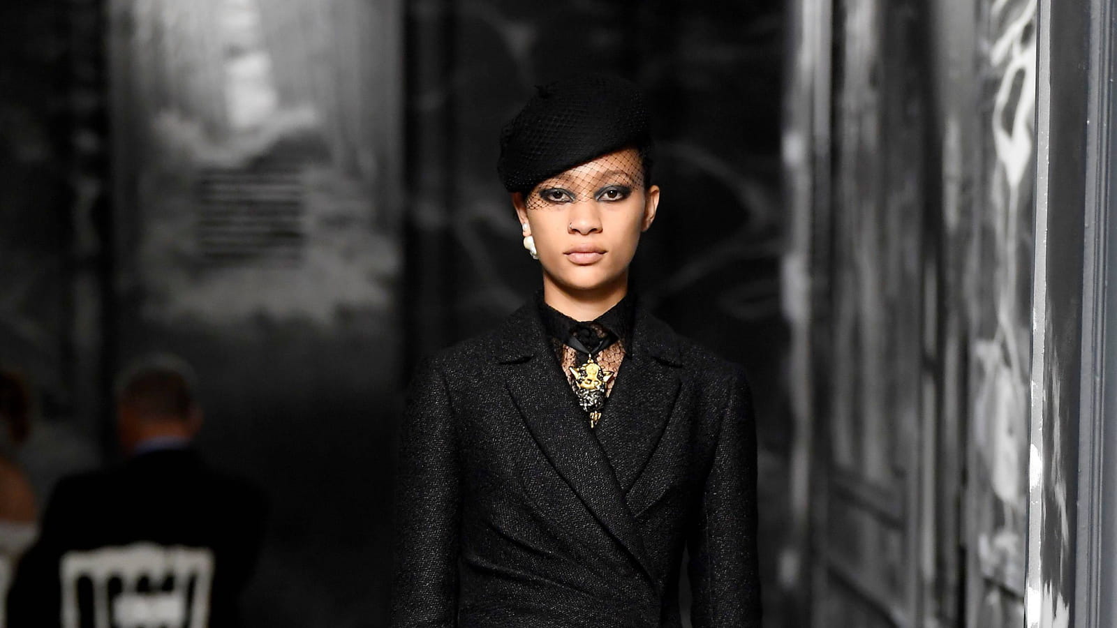 Look 8