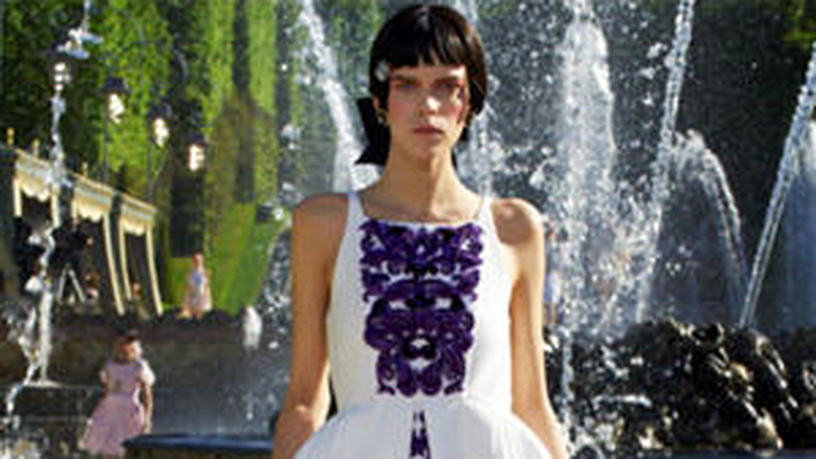 La robe brodée de Chanel