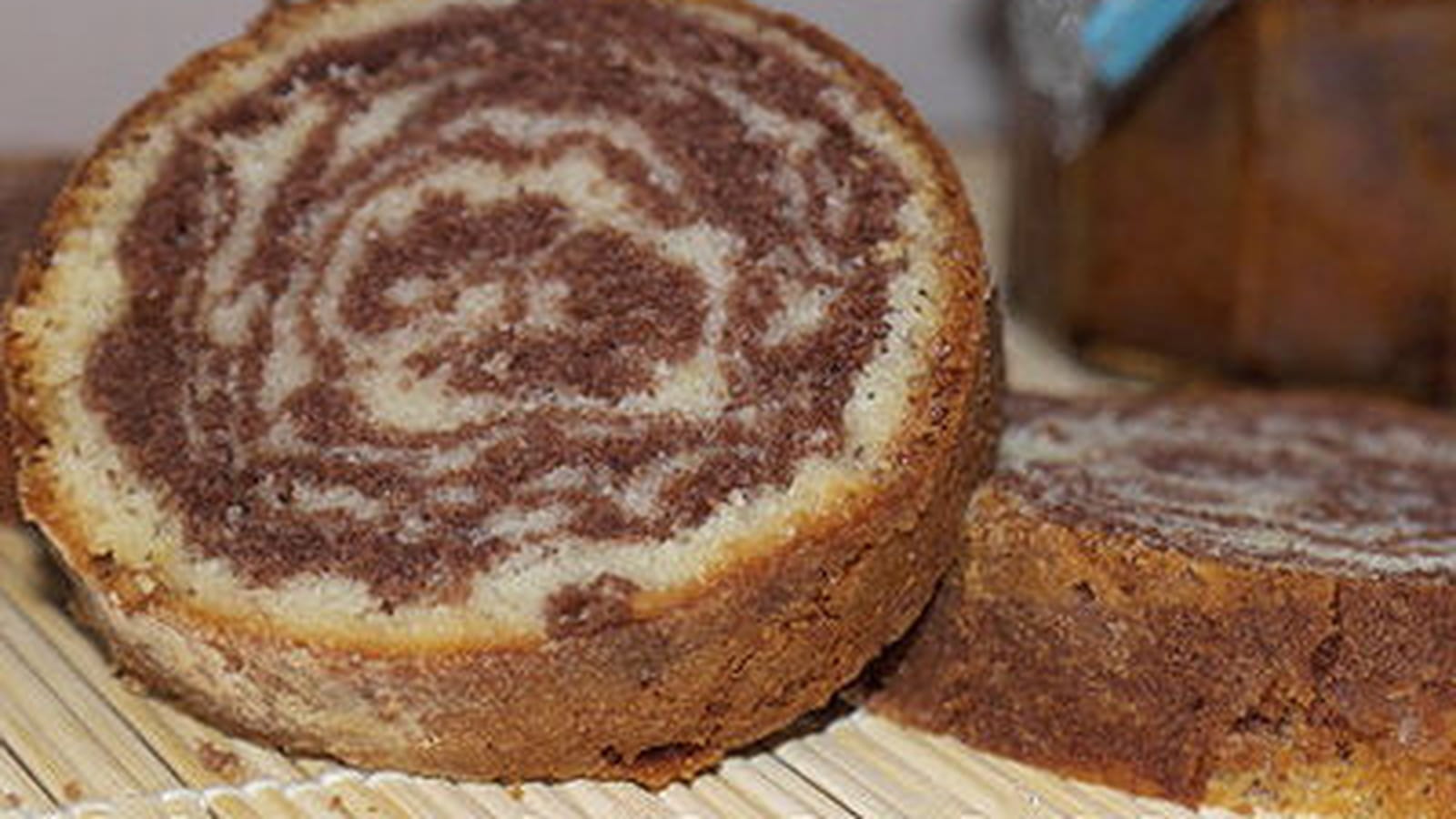 Cakes marbrés en bocaux