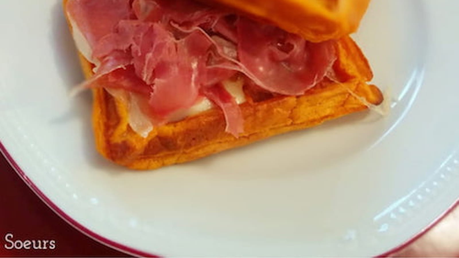 Gaufres de patate douce au jambon cru