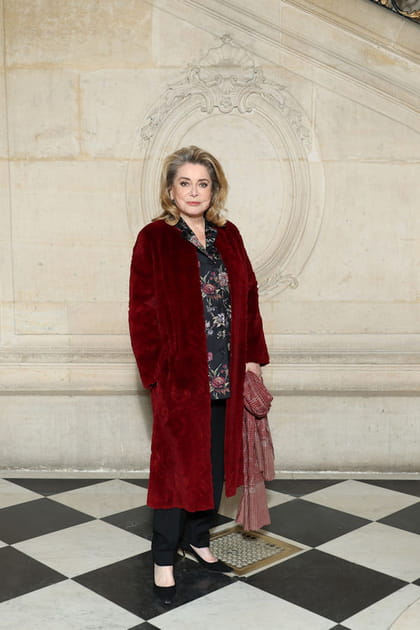 Catherine Deneuve au d&eacute;fil&eacute; Dior