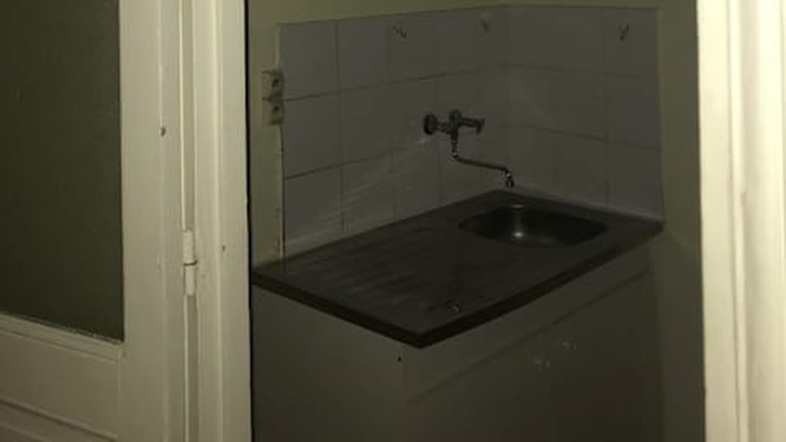 Mini cuisine fermée 
