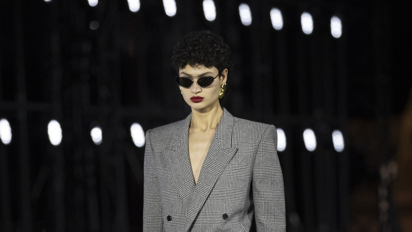 Look 4