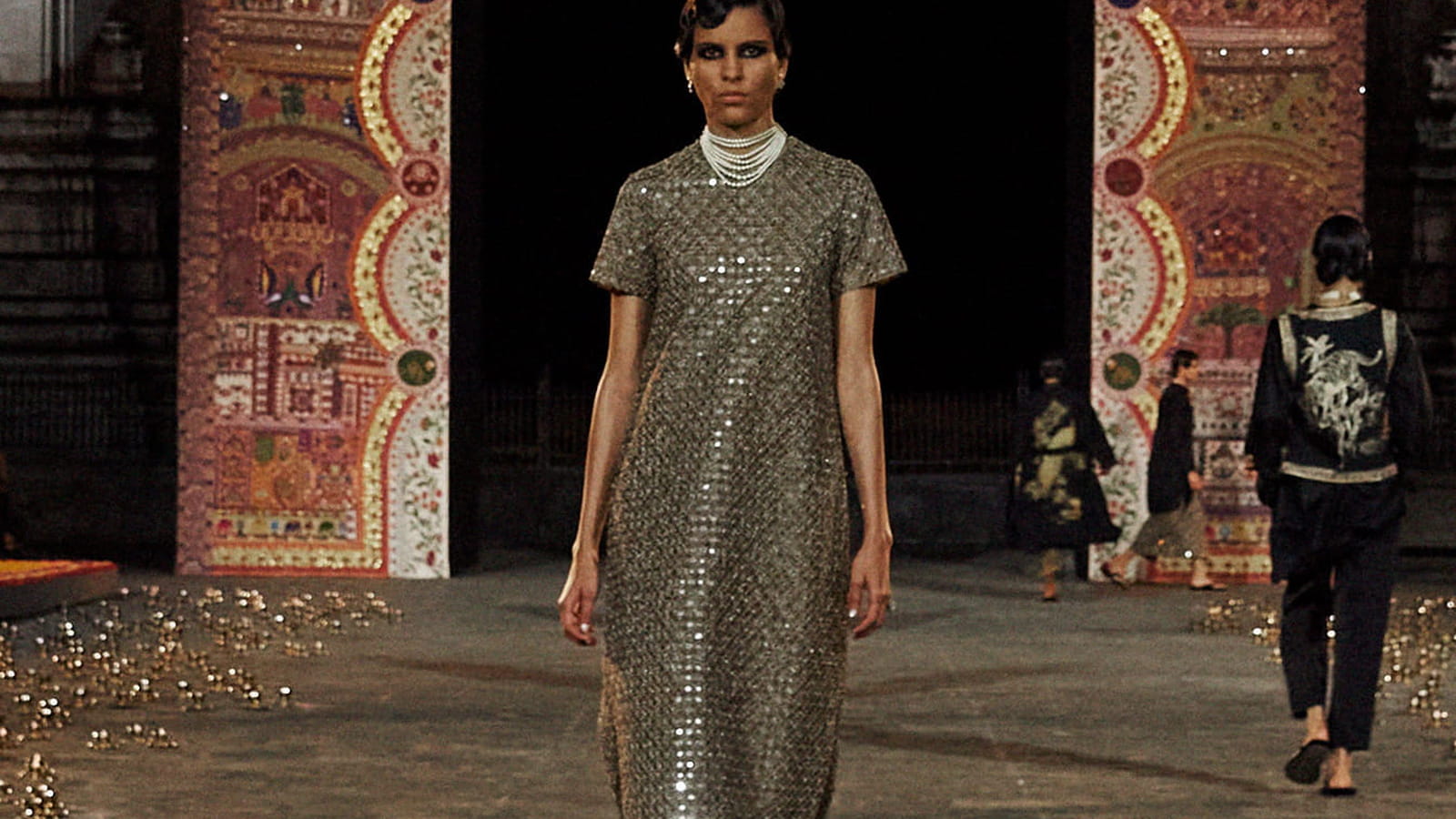 Look 9