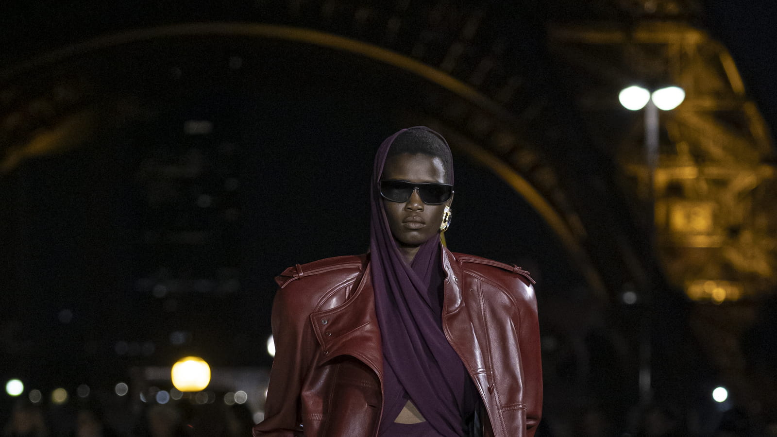 Look 19