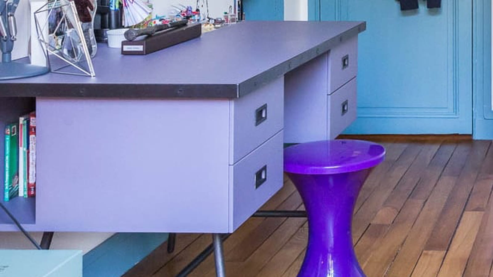Bureau violet 