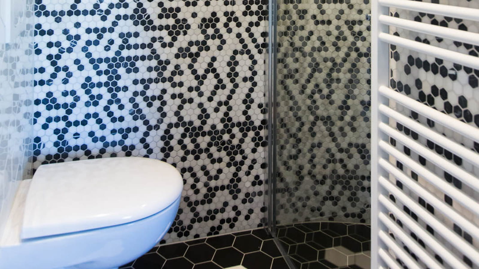 Mosaïques noires et blanches