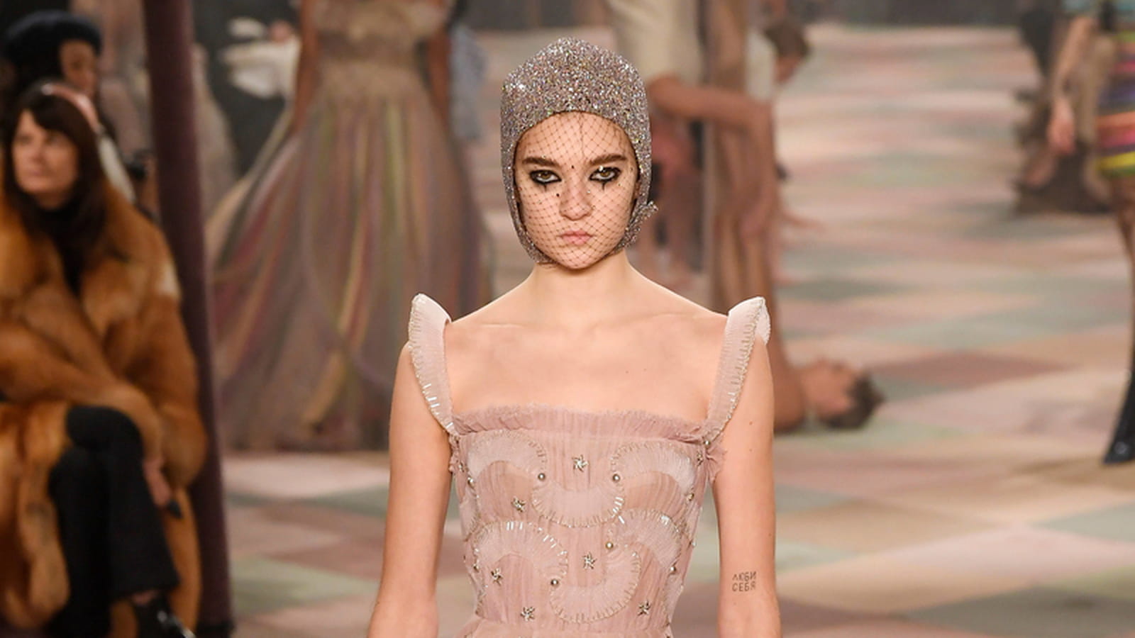 Look 35