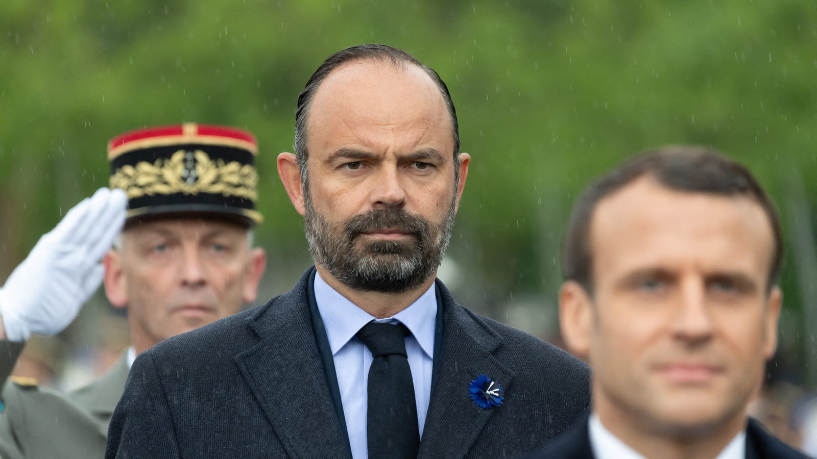 Le 8 mai 2019 à l'Arc de Triomphe, Edouard Philippe affiche une barbe légèrement blanchie