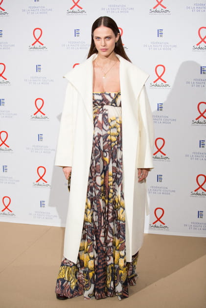 Aymeline Valade au diner de la mode du Sidaction