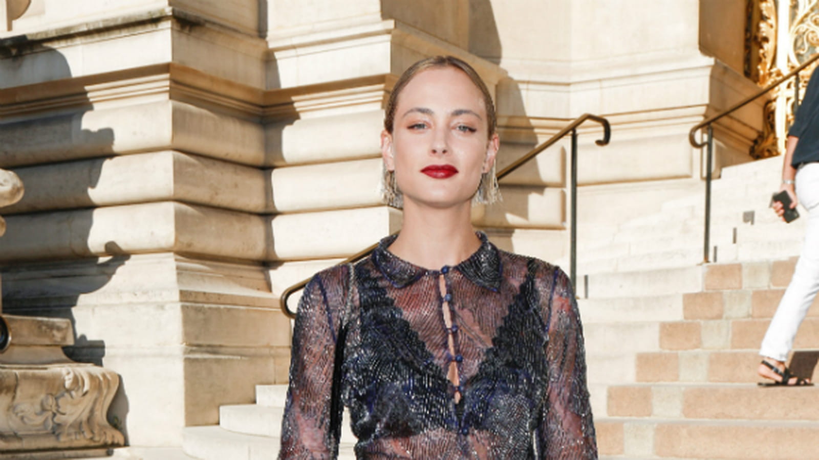 Nora Arnezeder 