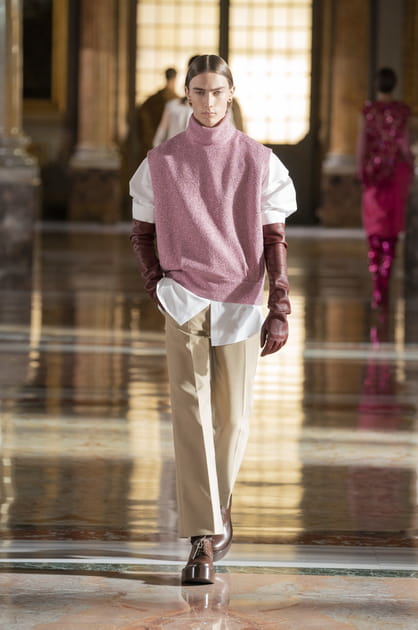 Valentino Haute Couture printemps-&eacute;t&eacute; 2021&nbsp;look 15