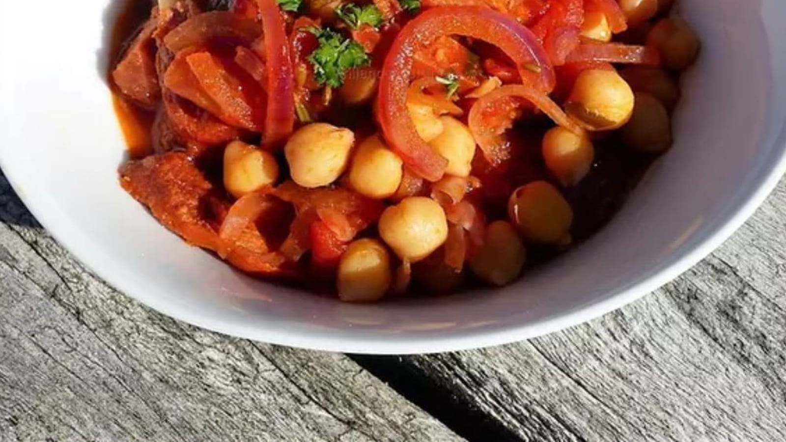 Ragoût express de pois chiches au chorizo (cuisine du placard)