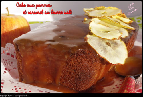 Cake aux pommes et caramel au beurre salé