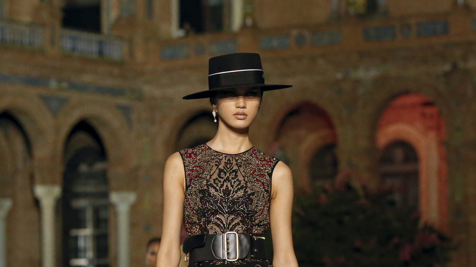 Look 93